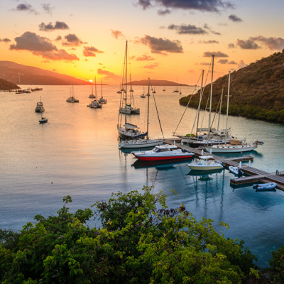 Sail between the islands