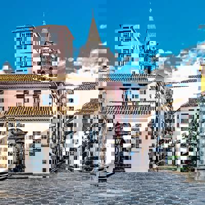 Wander Funchal’s historic streets