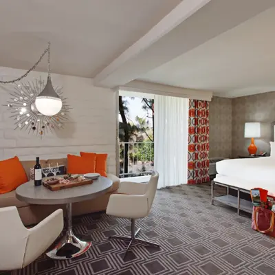 The Garland, Los Angeles