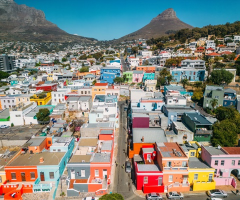 Relish dramatic views and colourful city discoveries