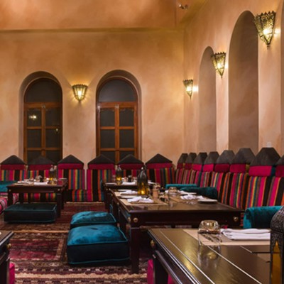 Book the balcony at Bait Al Luban