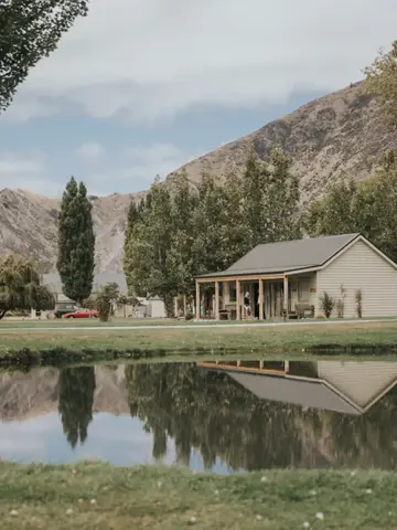 Kinross Cottages, Gibbston Valley