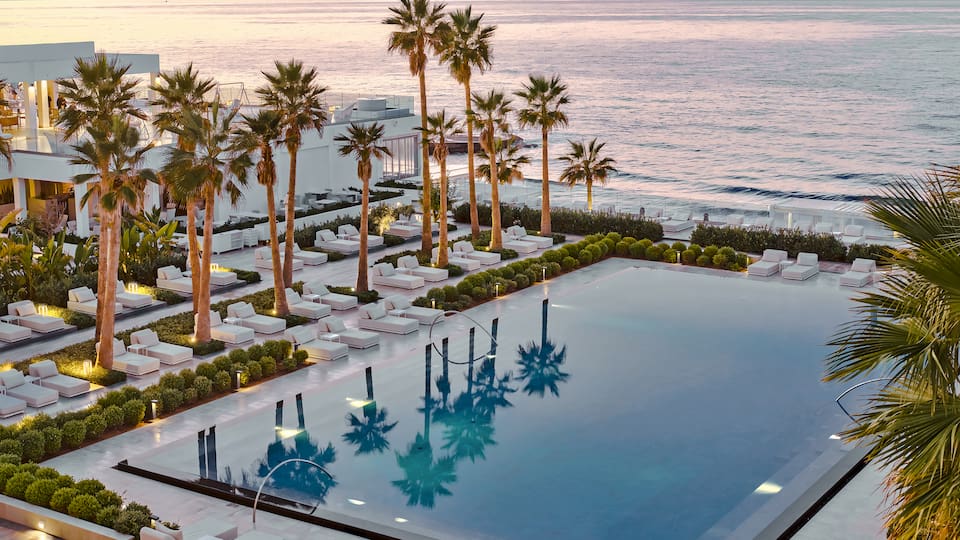 Family-friendly luxury at Grecotel LUXME White