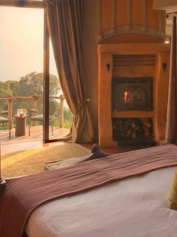 &Beyond Ngorongoro Crater Lodge
