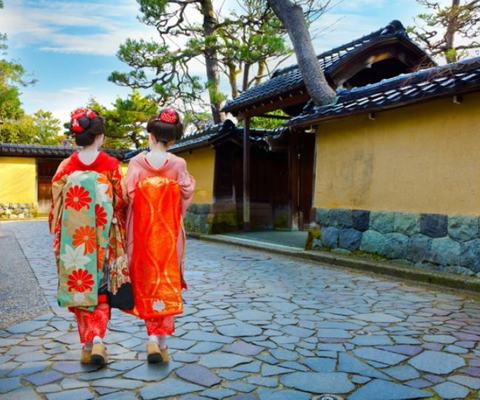 Honeymoon in Japan: culture, discovery & culinary delights