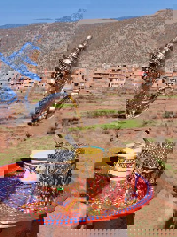 Mint tea, pastries, and café culture