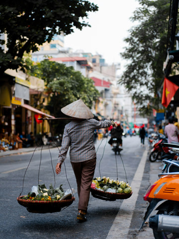 Discover the capital, Hanoi