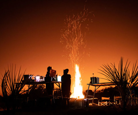 Campfire dinners on the savanna