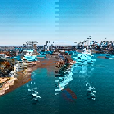 Visit Sydney Harbour 